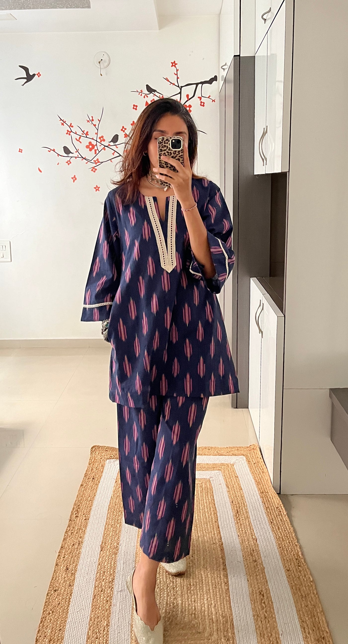 Vidhya  ikkat coords