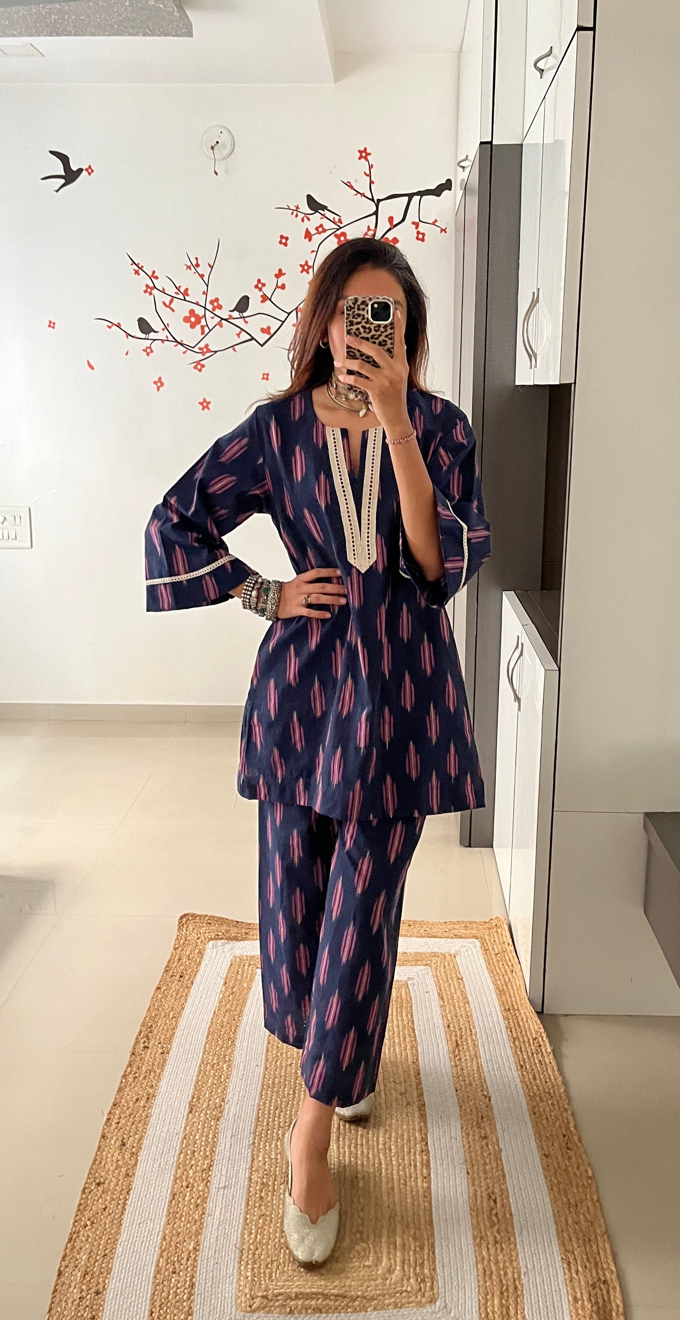 Vidhya  ikkat coords