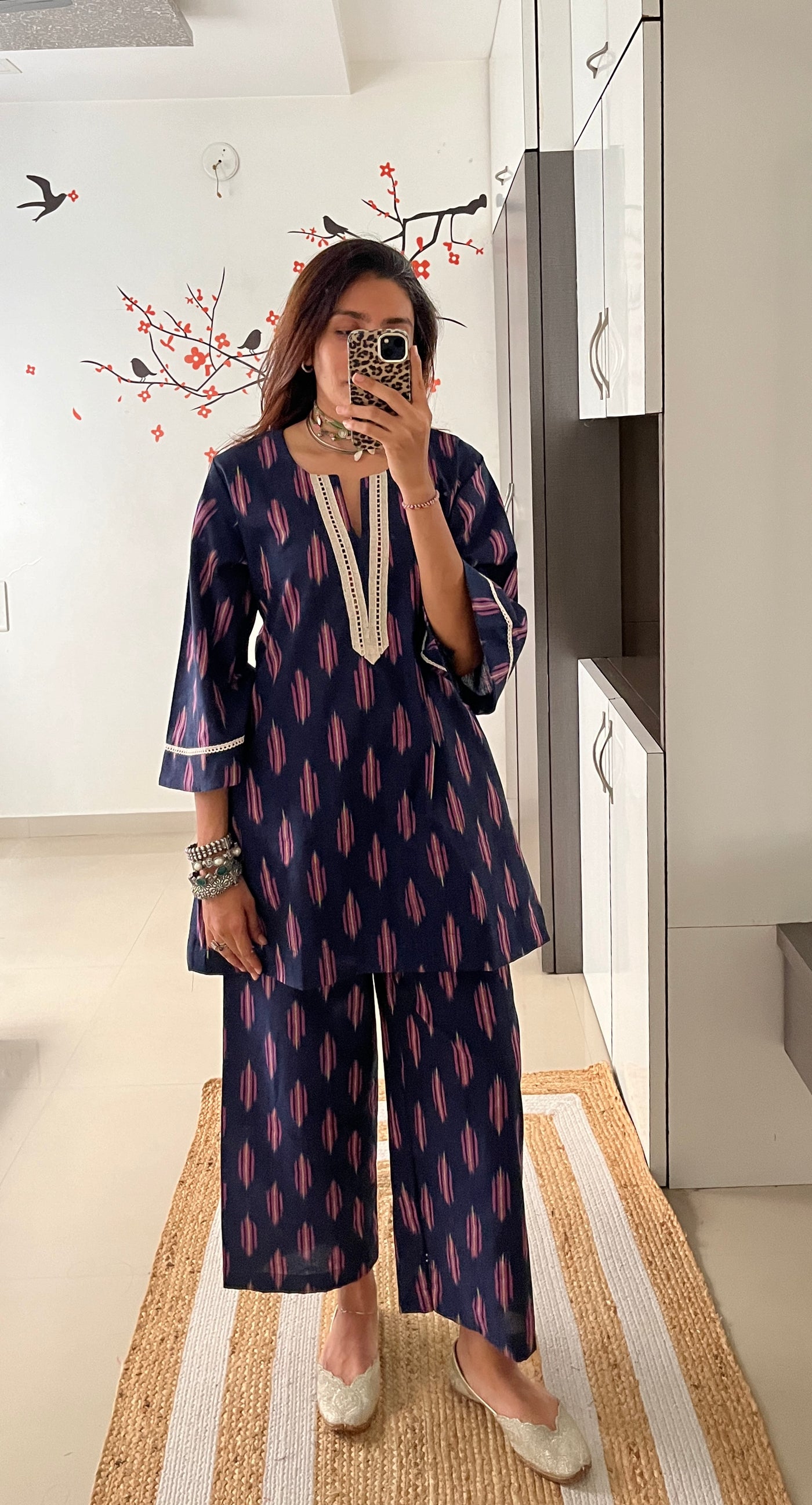 Vidhya  ikkat coords