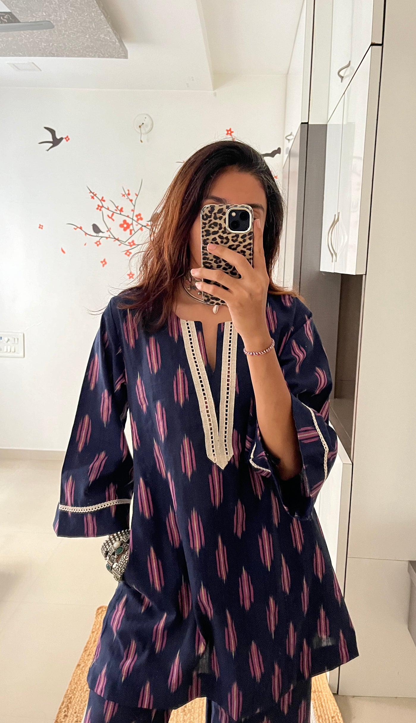 Vidhya  ikkat coords